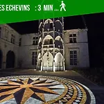 Les Quatre Piliers - 1 Min Palais Jacques Coeur